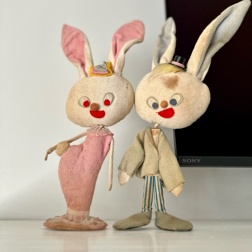 Rare! Vintage Japan Set of Felt Bunnies Bunny Easter